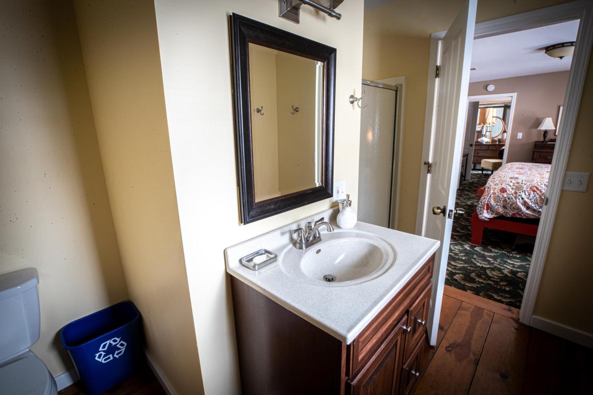 Twin Oaks Inn Saugatuck Buitenkant foto