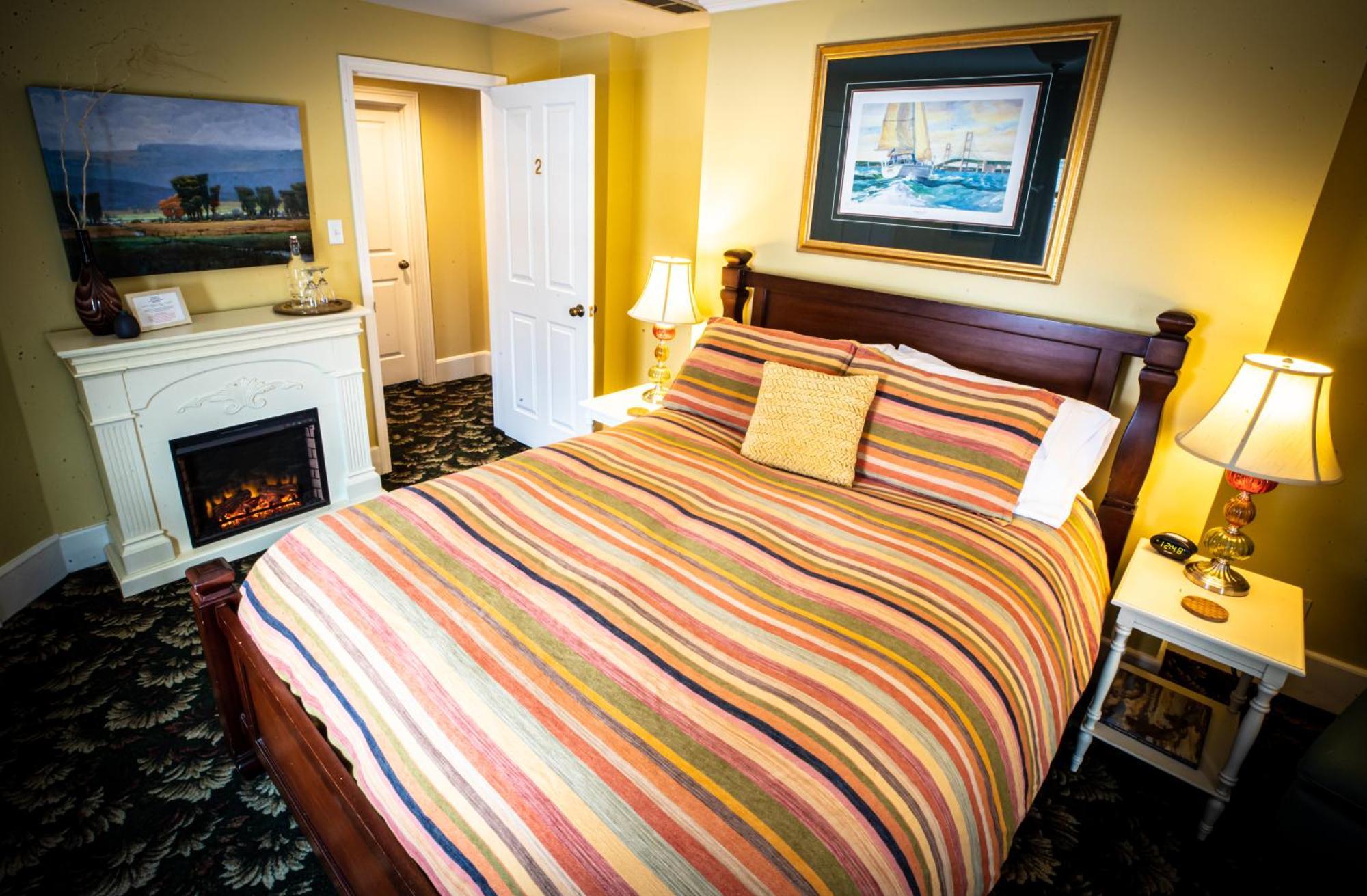 Twin Oaks Inn Saugatuck Buitenkant foto