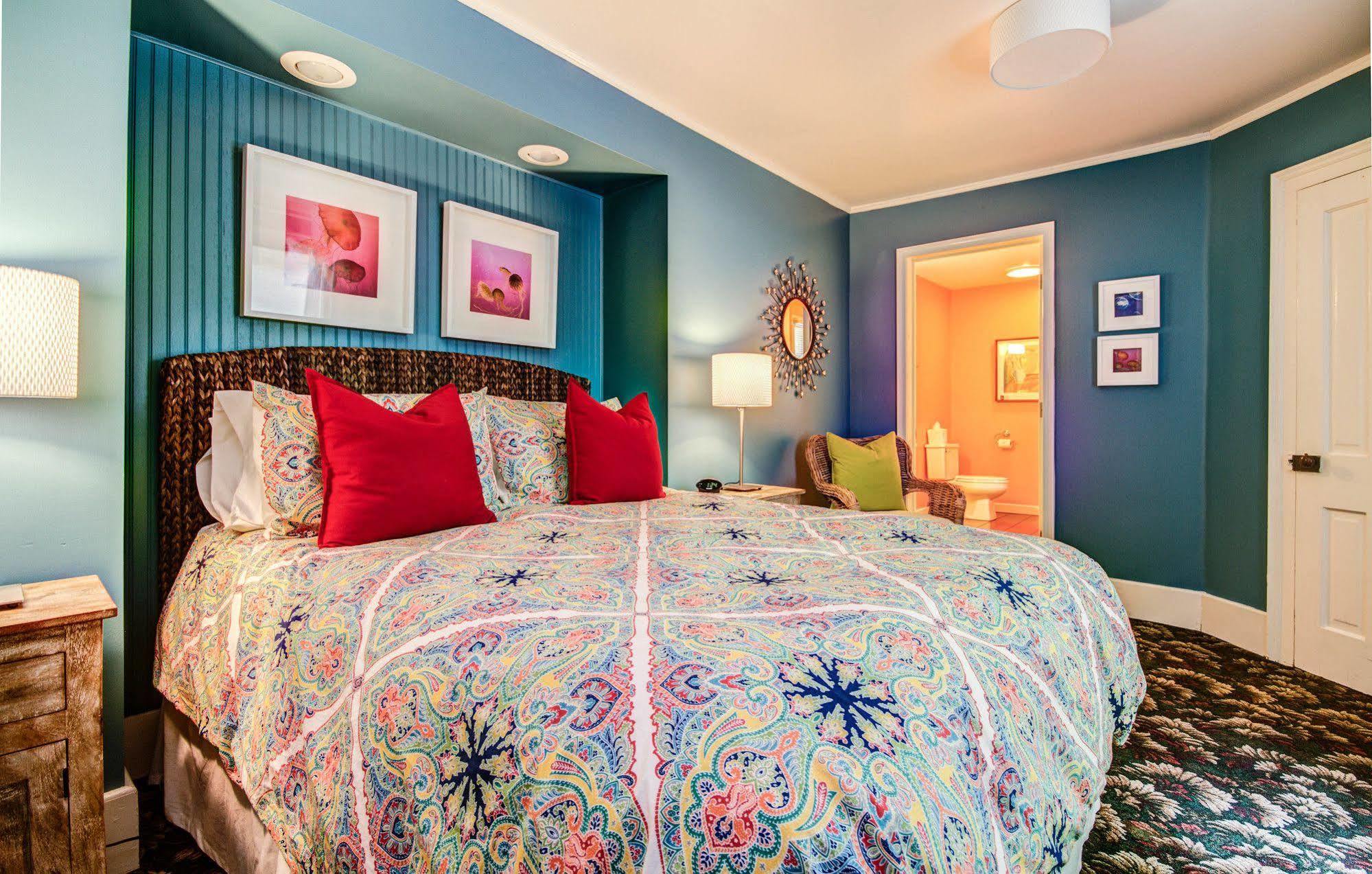 Twin Oaks Inn Saugatuck Buitenkant foto